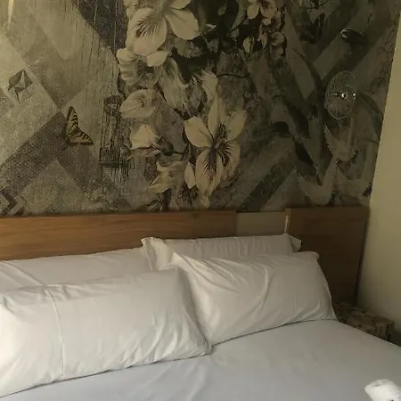Lo hotel del poblet-2